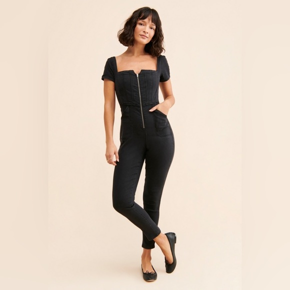 We The Free • CRVY Selena Slim Leg One-Piece Denim Romper Jumpsuit Black Large - Picture 1 of 9